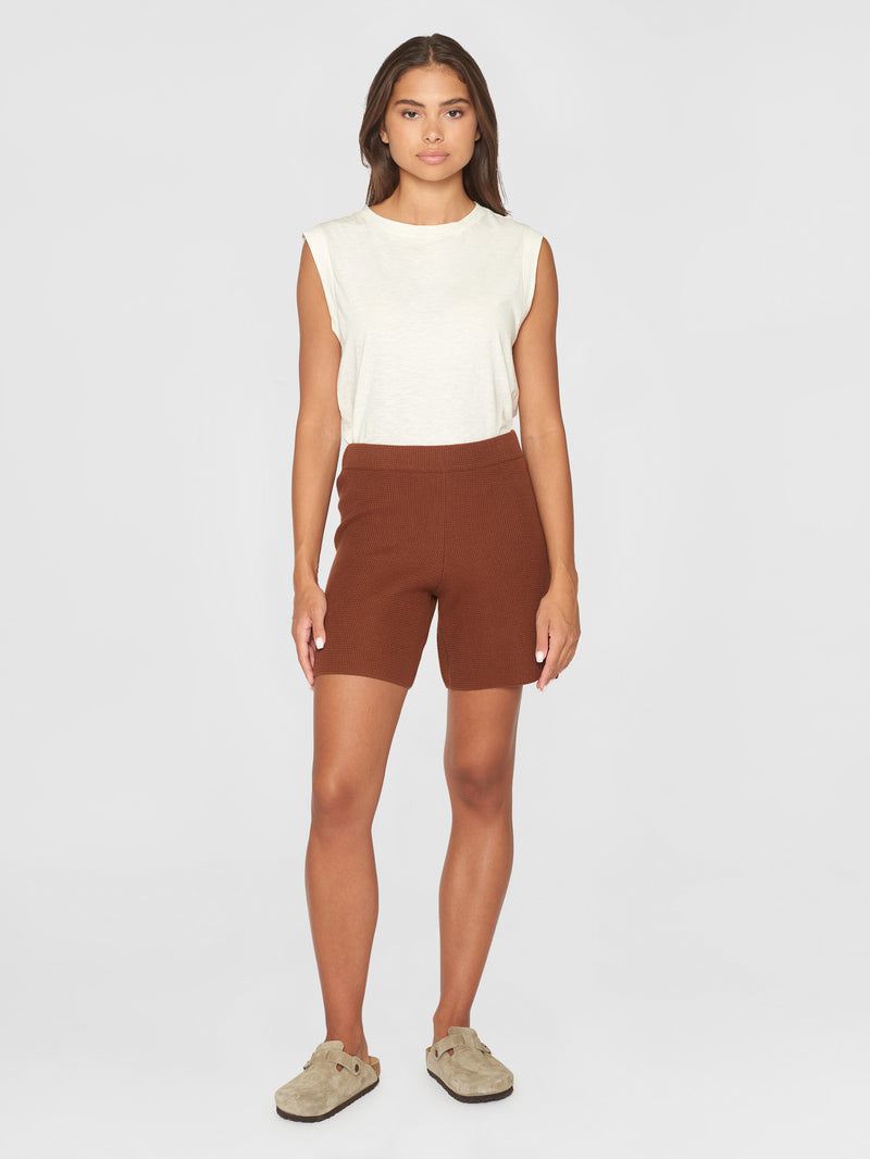 KnowledgeCotton Apparel - WMN GALE mid-rise cotton racking stich shorts - GOTS/Vegan Shorts 1441 Tiramisu